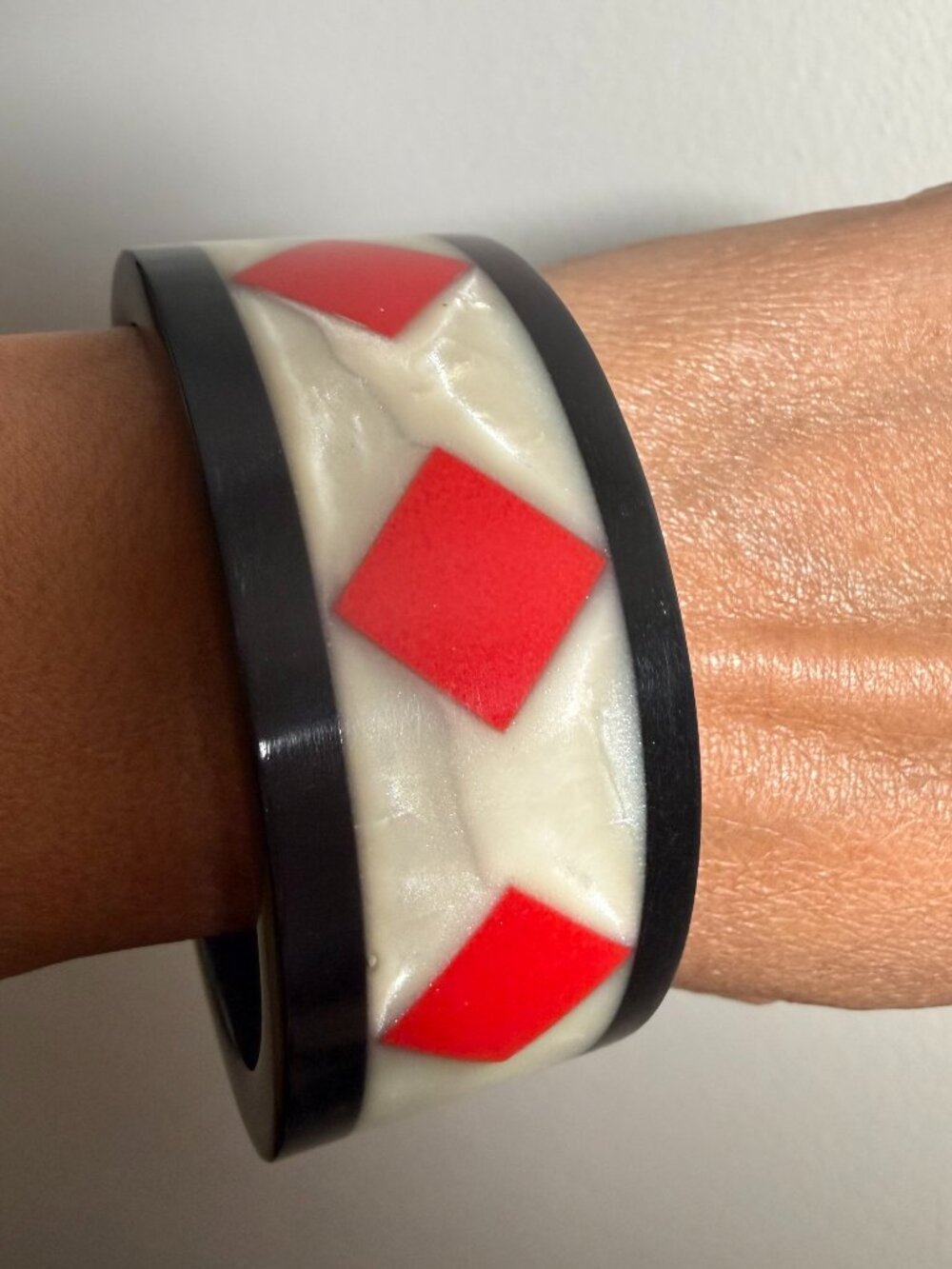 Lucite Black Red Wide Bangle Bracelet